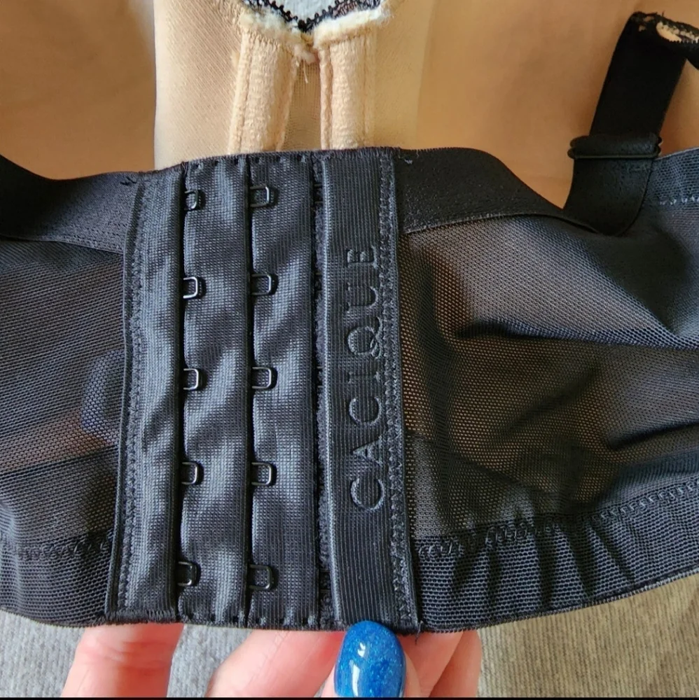 Cacique Lightly Lined Balconette Bra 46G NWT